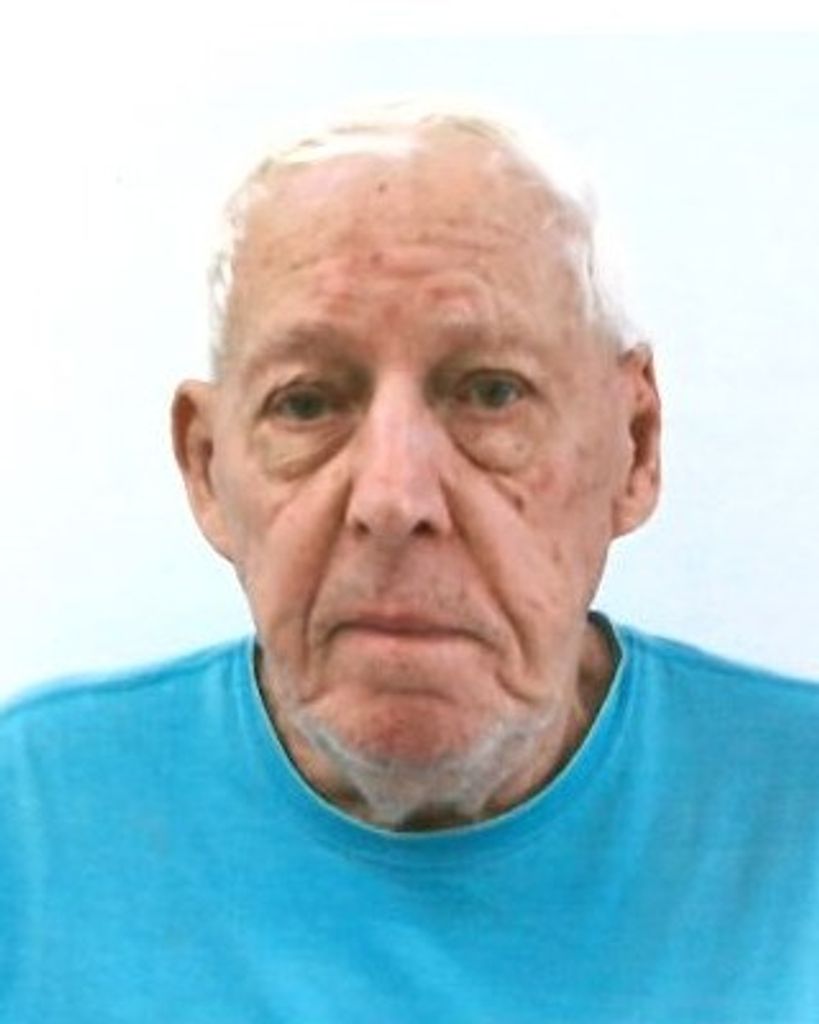 Robert Ellis Hall Profile Photo