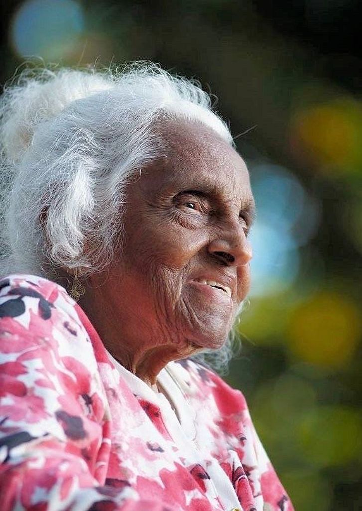 Maria Ernestina "Tina" Rose