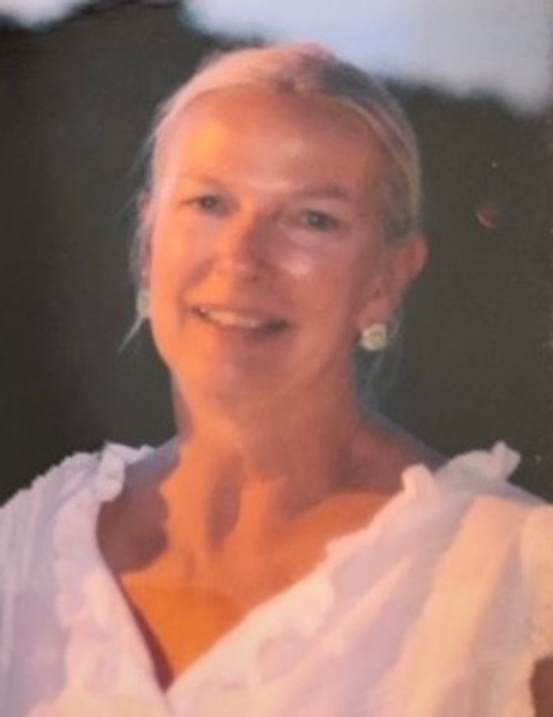 Evelyn Anne Hewes
