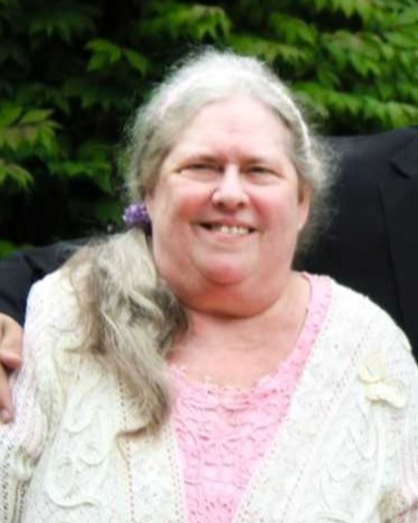 Donna Louise Page Profile Photo
