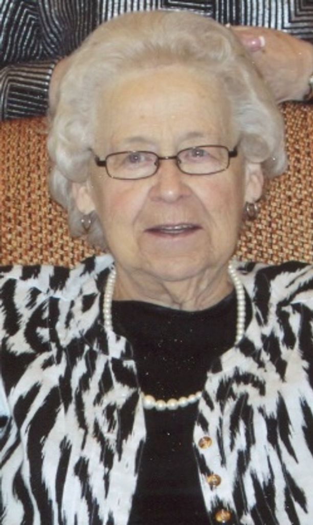 Lorraine C Roy