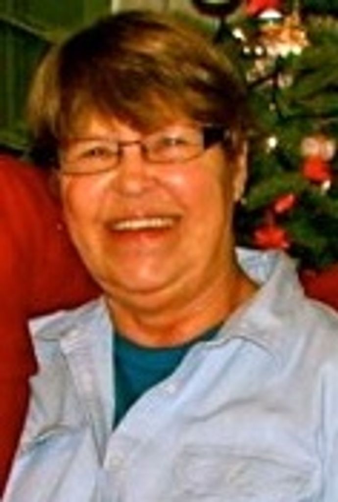 Lois Nelson