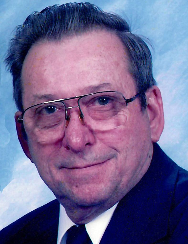 Thomas Bernard Klumpyan Profile Photo
