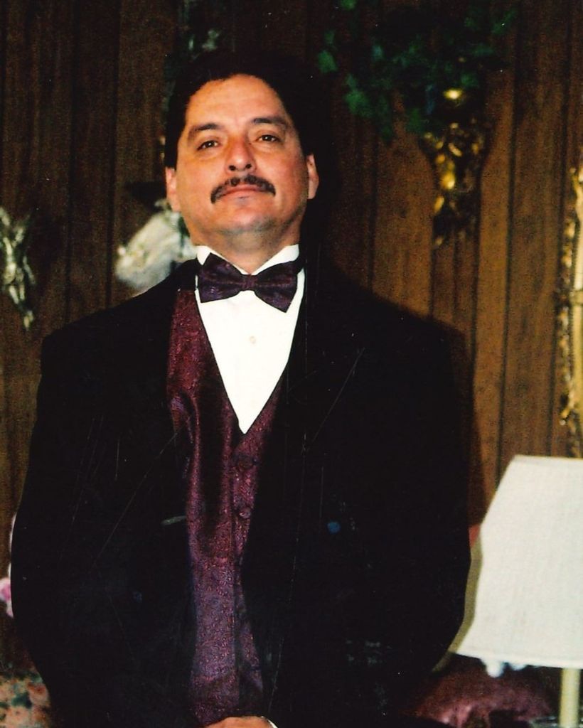 Johnny Morales Profile Photo