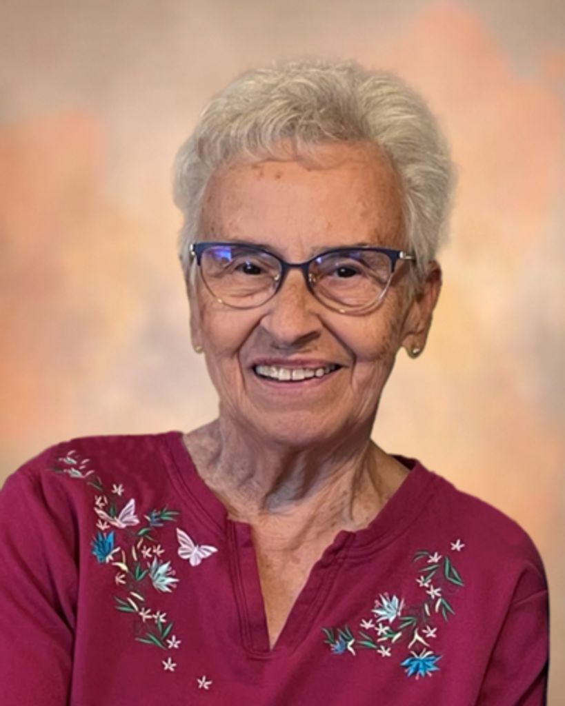 Evelyn "Evy" Smrstick