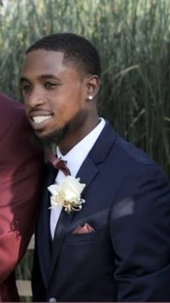 Lawrence Esclovon Profile Photo