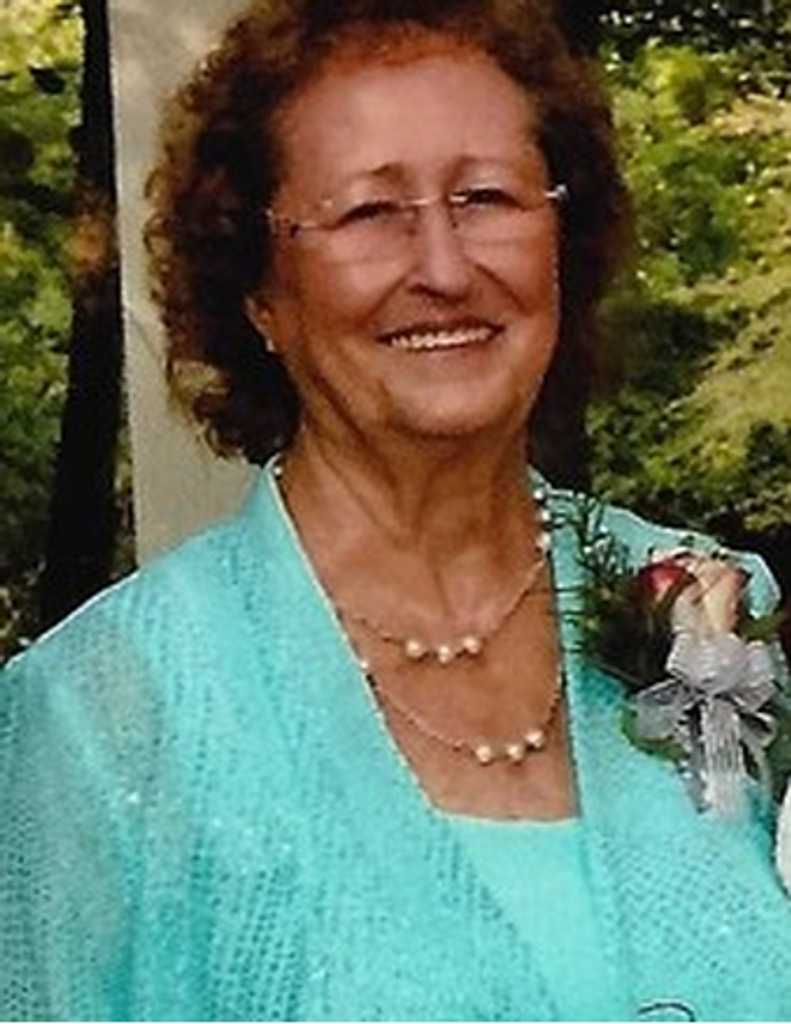 Sarah Mae (Mckinzey) Huckeba