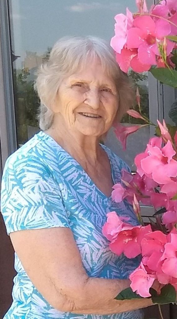 Yvonne Mae Bradford Profile Photo