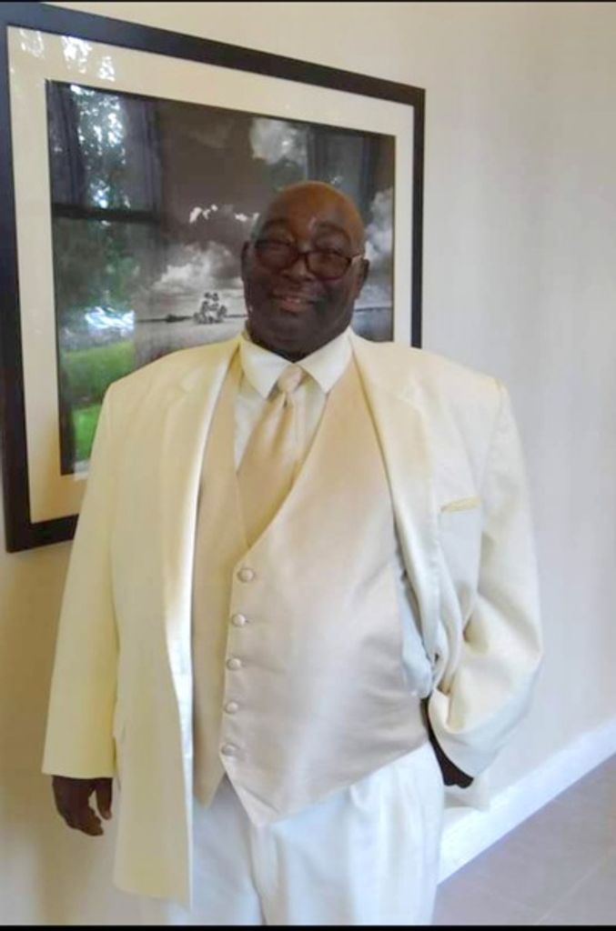 Izel Martin, Jr. Profile Photo