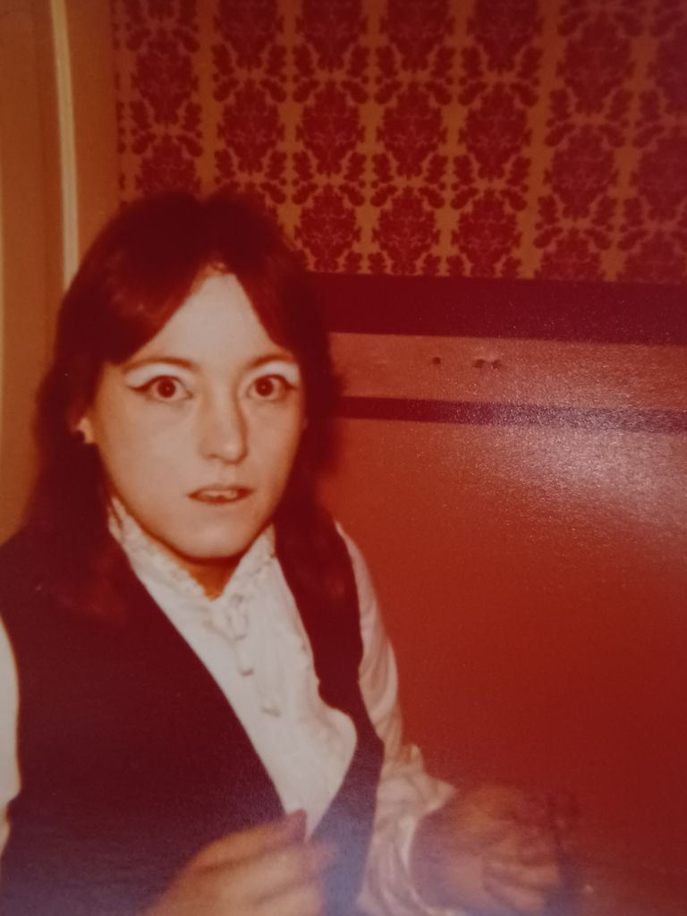 Lois Miller