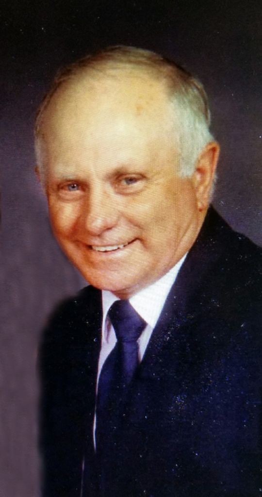 Vilas "Bud" Hohn Profile Photo