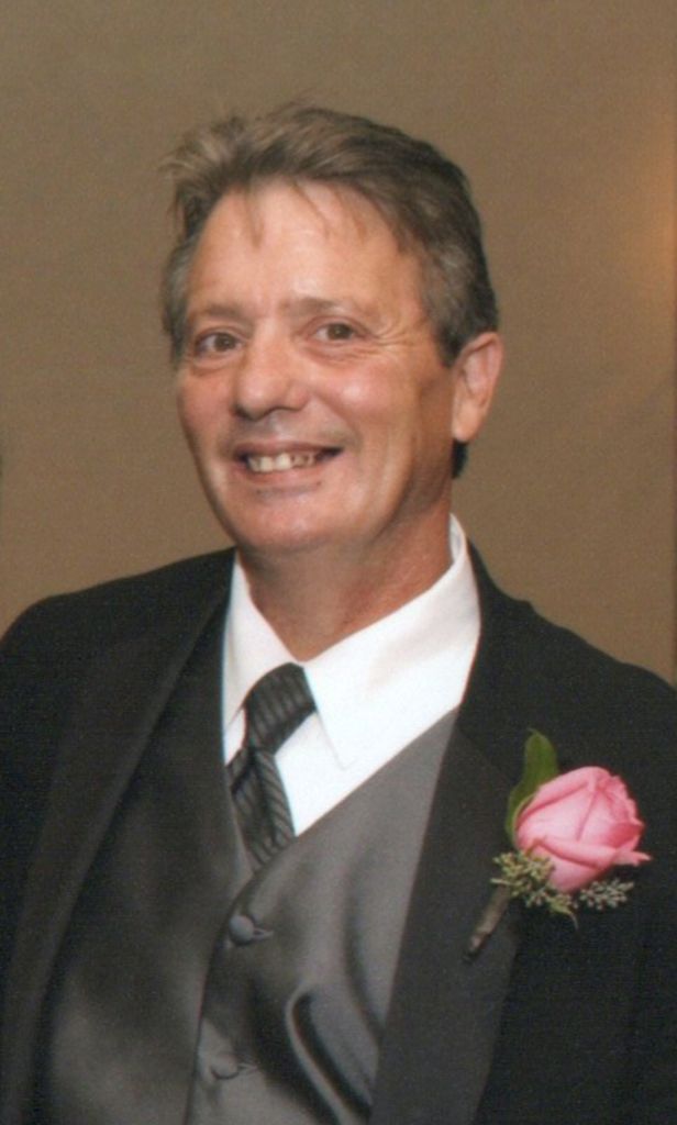 Thomas Gerard Roth Profile Photo