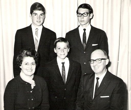 Betty Carroll photo gallery thumbnail 2 of 122