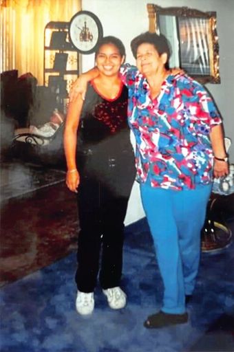 Rose Marie Velarde photo gallery thumbnail 15 of 99