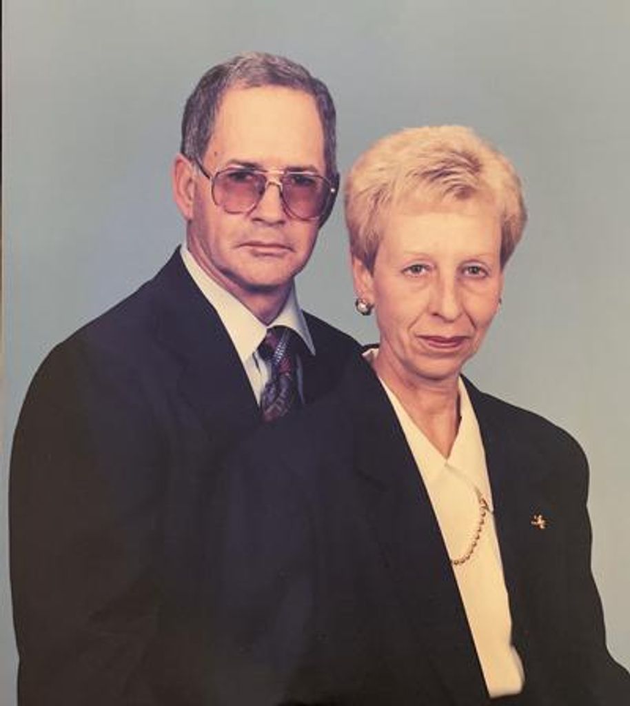 Linda J. Dubois Profile Photo