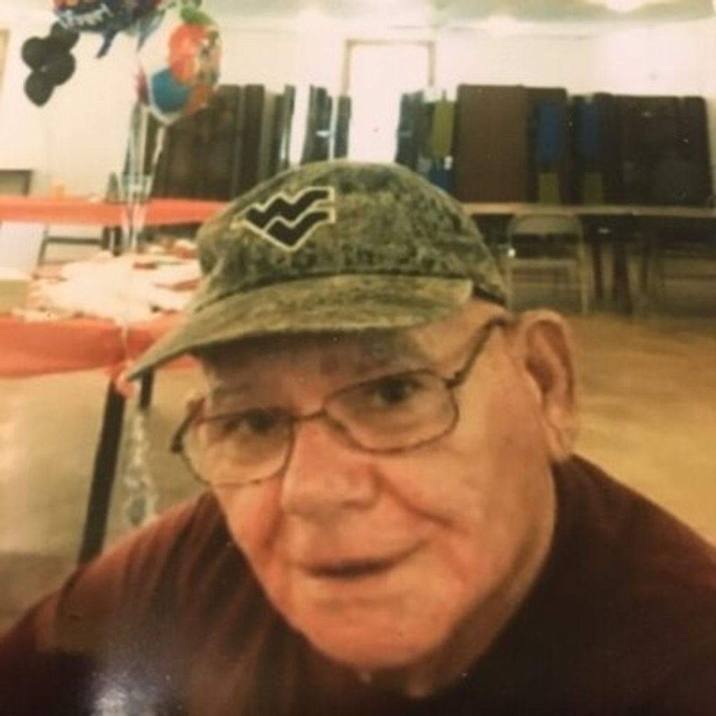 Wayne B Hennen Profile Photo