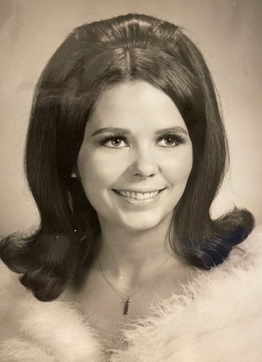 Barbara Ellis photo gallery thumbnail 20 of 50