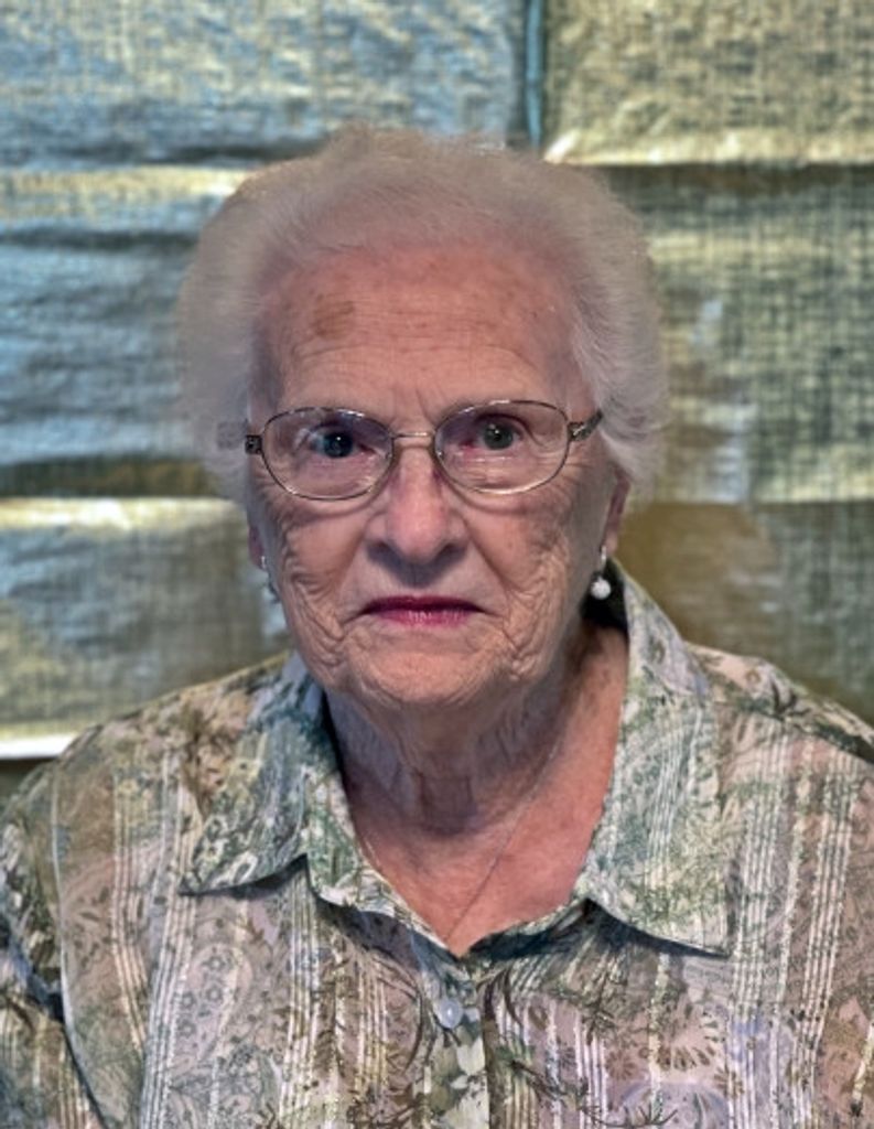 Phyllis (Helphinstine)  Wedding Profile Photo