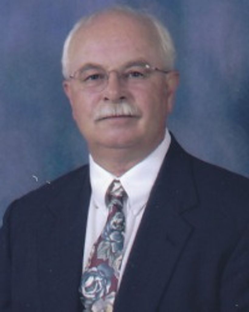 Gary Alan Lee Profile Photo