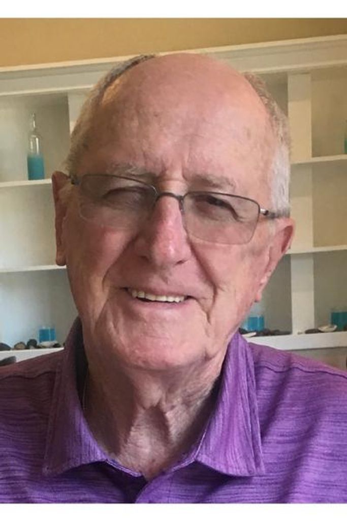 Howard "Howie" Philip Roman