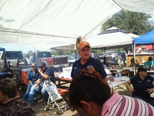 Ricardo H Davila photo gallery thumbnail 52 of 76