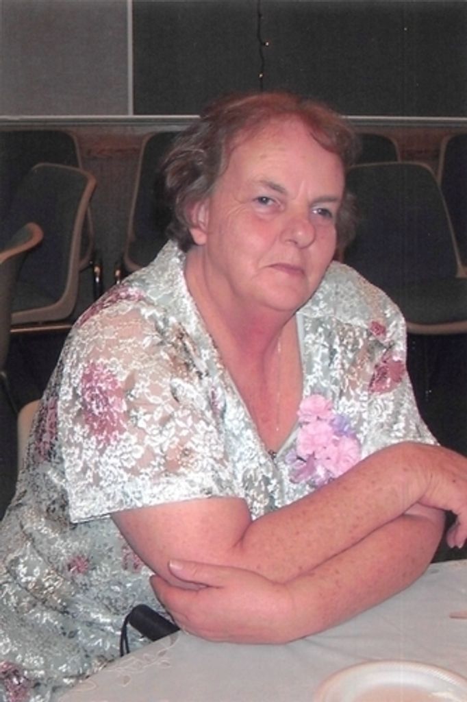 Kathryn Lynn (Nicholas) Banks