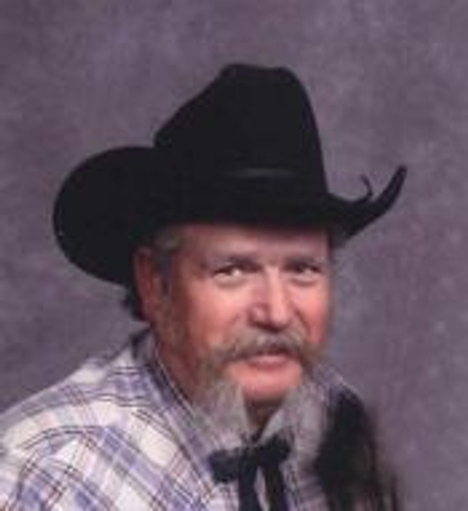 Dennis Lee Tuckett