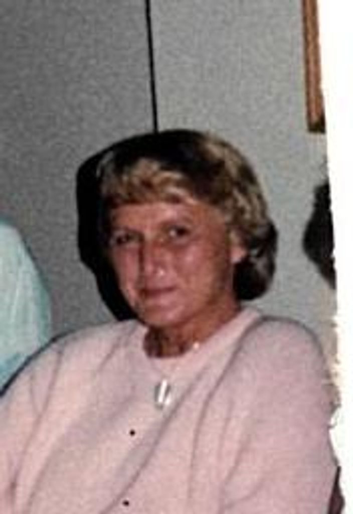 Judith E (Heisler)  Mckay