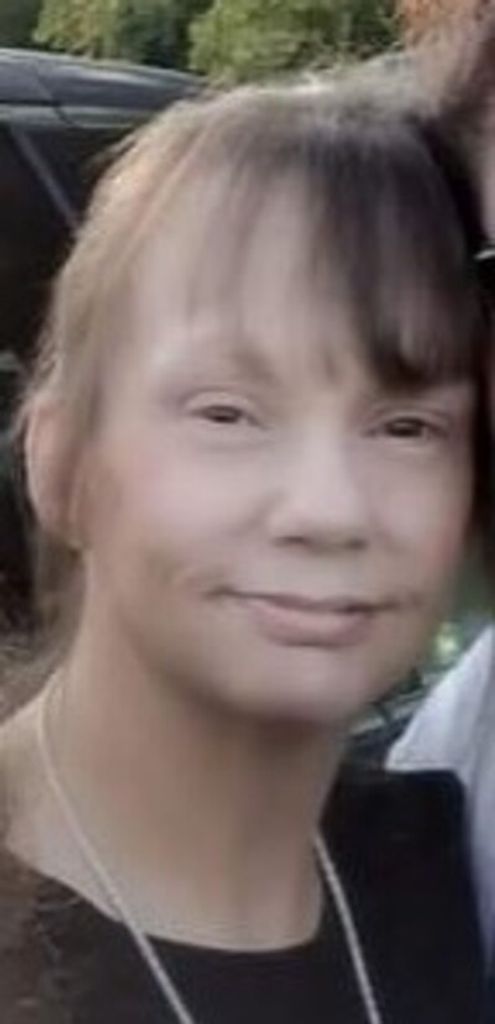 Julie Ann Lewis Profile Photo