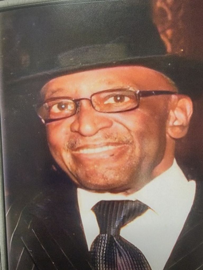 Reginald Clark Profile Photo