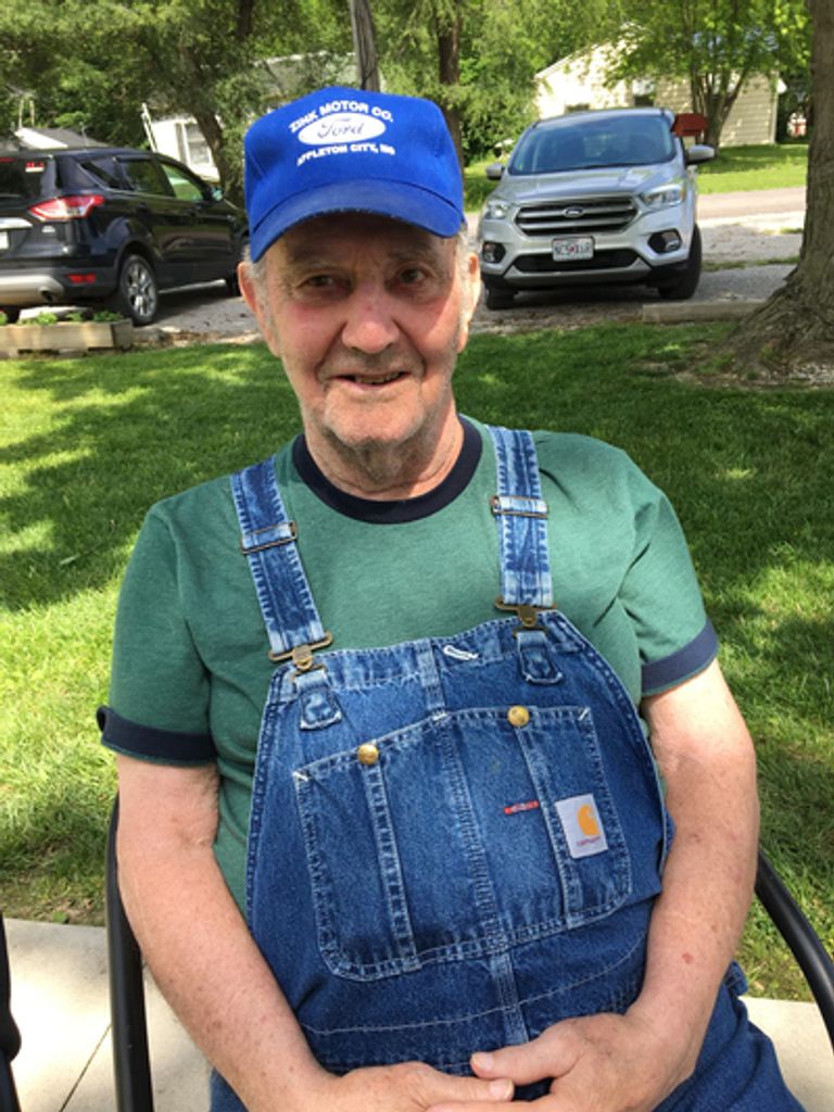 Louis Lewellen Profile Photo