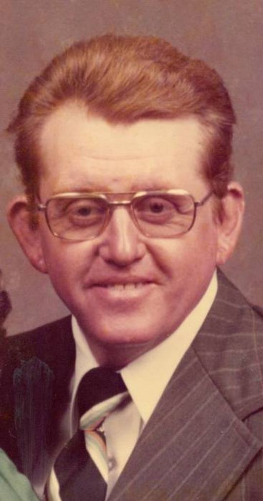 Noel    "Red" Lee Blankenship