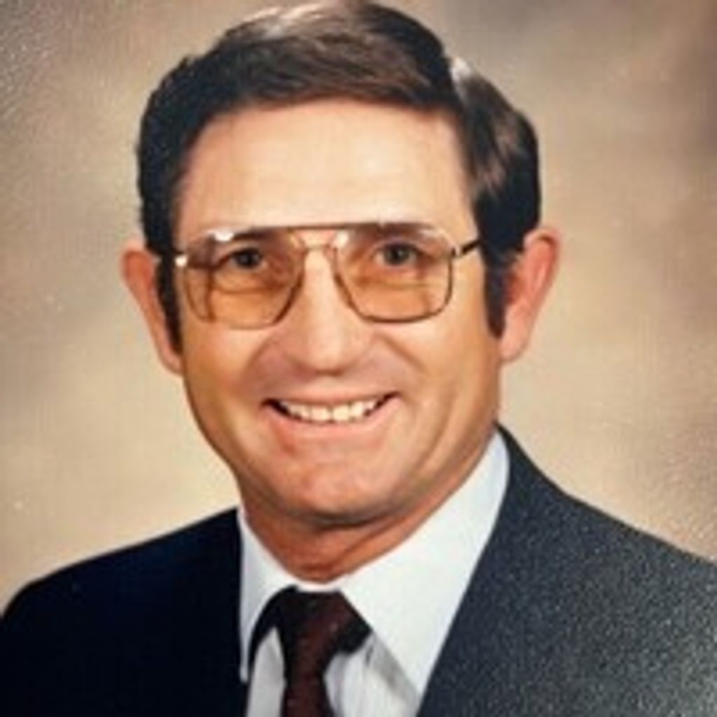 Roger Lewis Horan (Plainview)