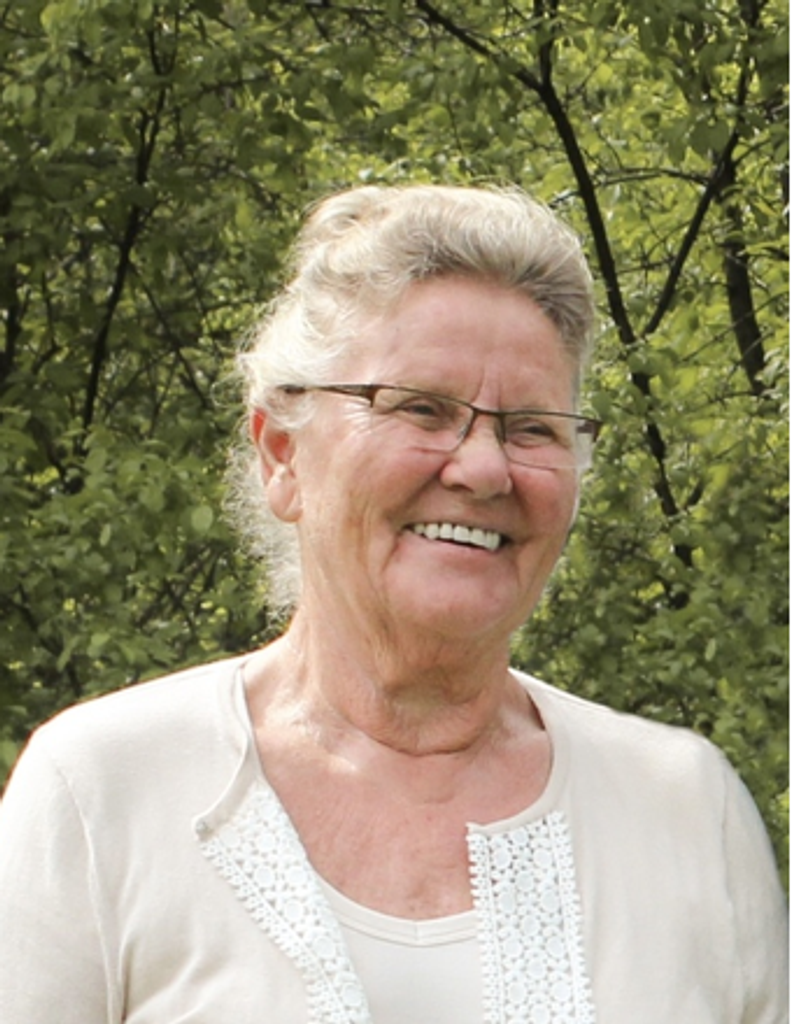 Jane Esther Lobbestael Profile Photo