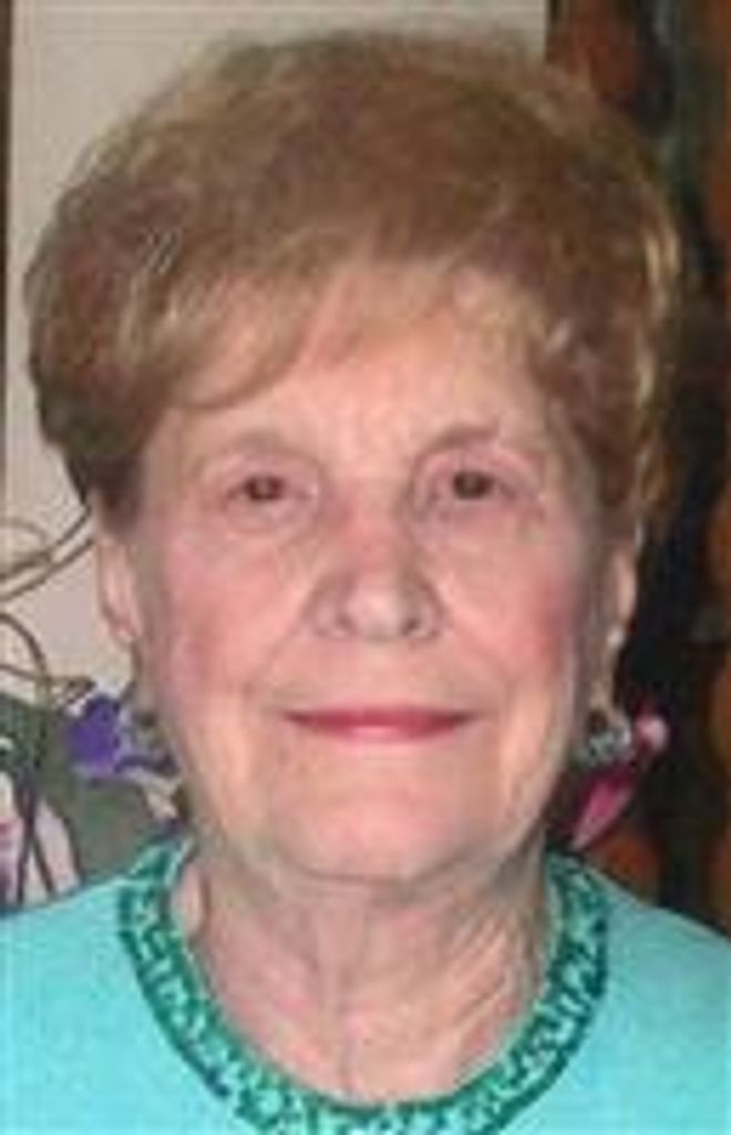 KATHERINE 'KAY' M. (GIUSTI) CHIAVERINI