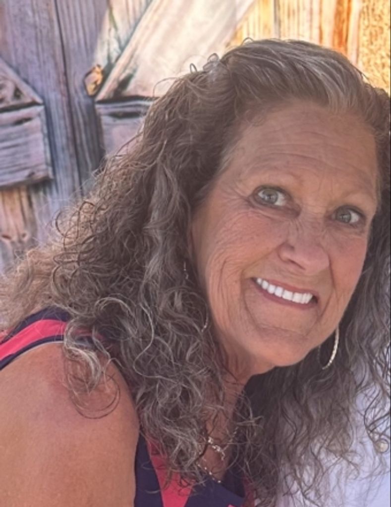 Mrs. Teresa  Georgette  Manus 