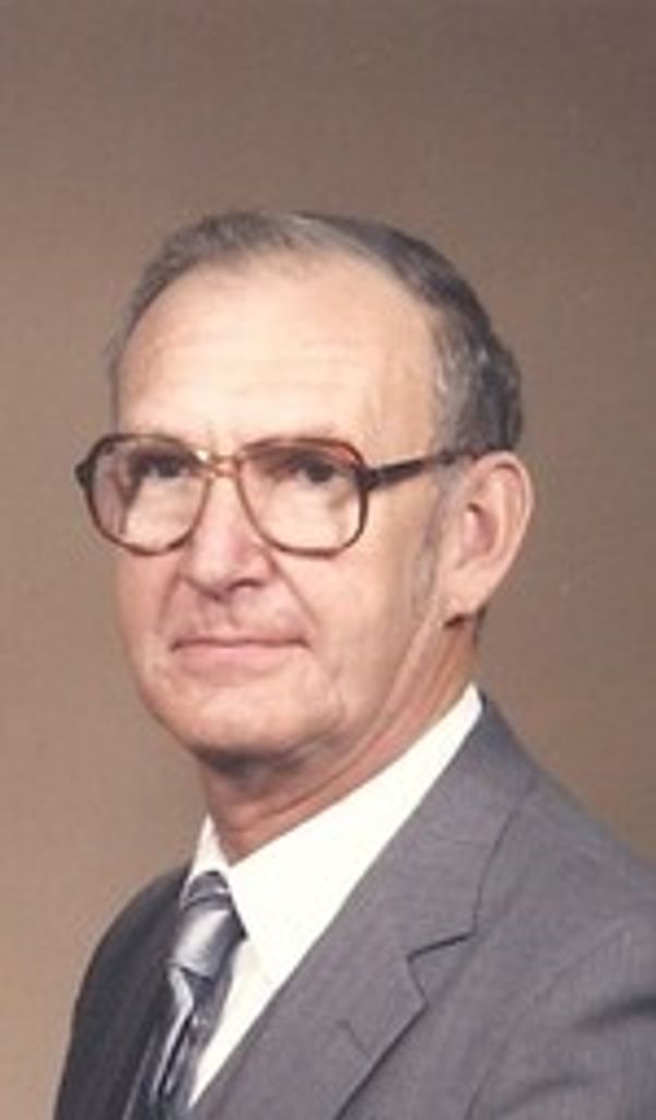 Lawrence B Mccullough