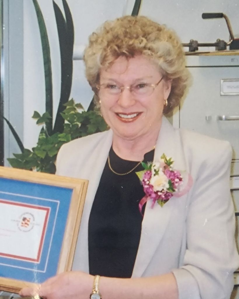 LaVonne Carrie Olmsted
