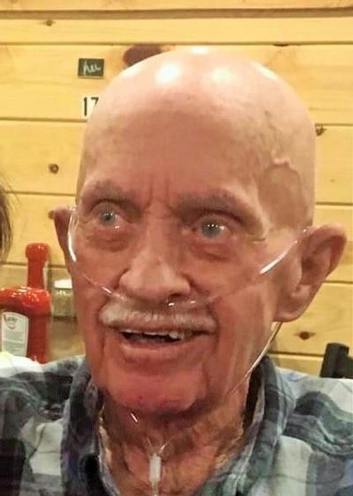 Gwin Dola Craig Profile Photo