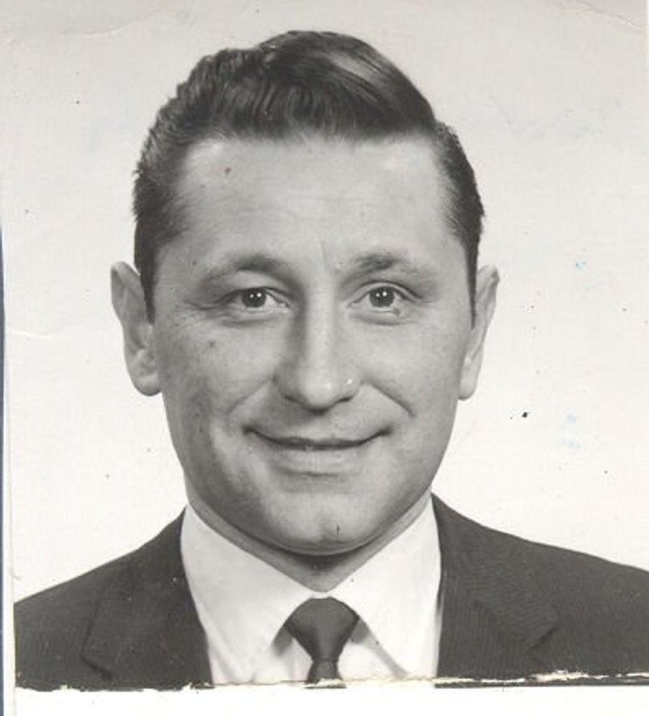 Andrew Klisch Profile Photo