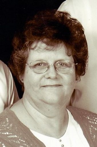 Ruth Ann Stelter Profile Photo