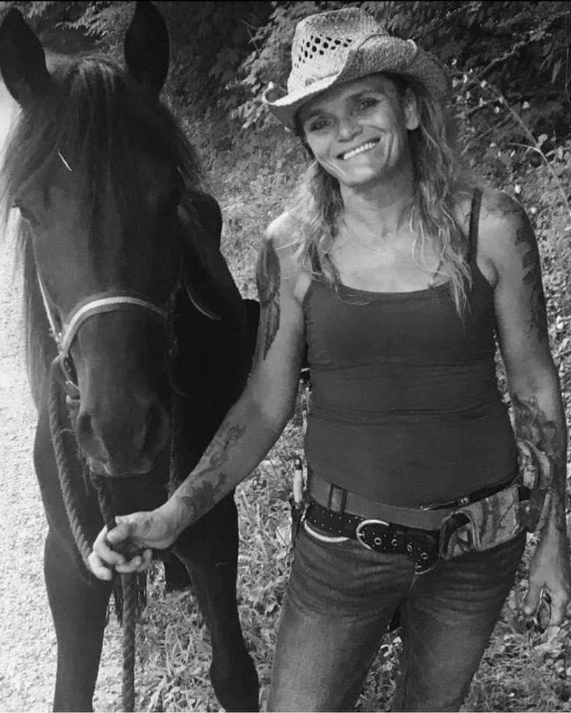 Rochelle Lynn Couch Jones Profile Photo