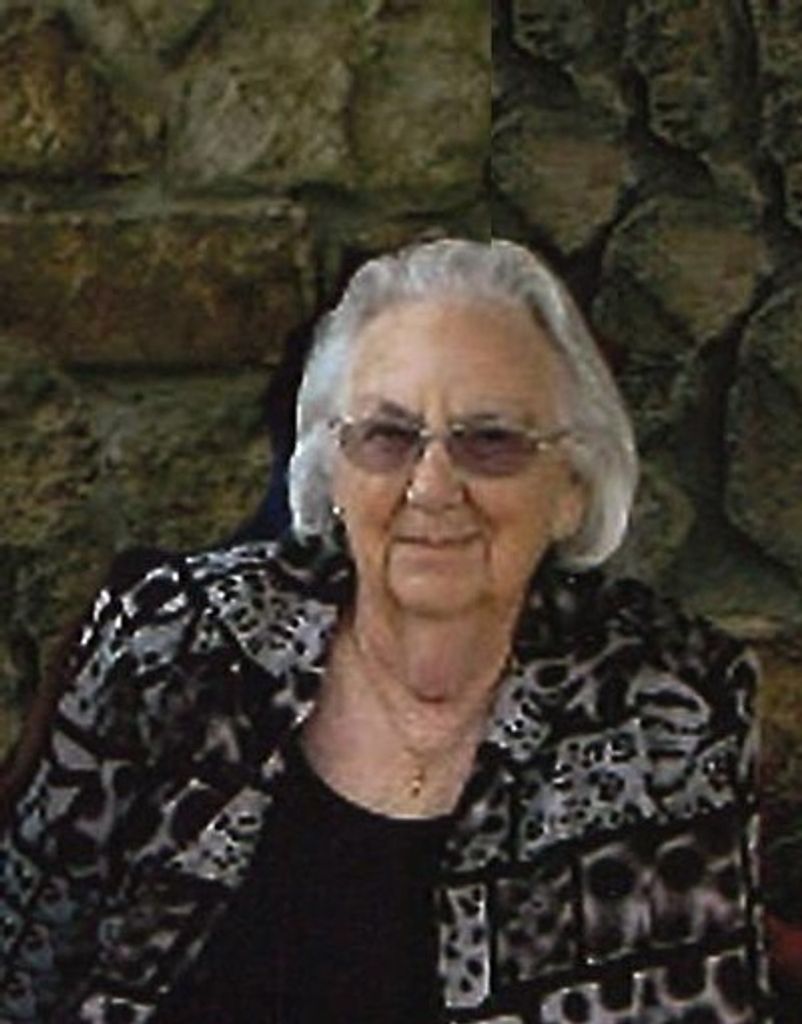 Geraldine Lee Costiloe