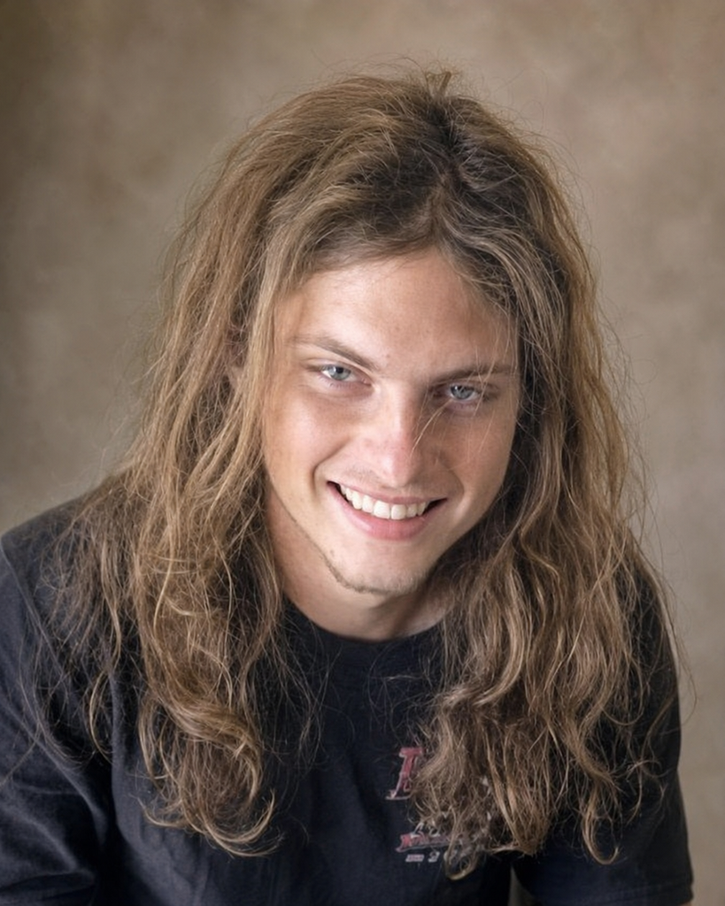 Ian Sylas Garner Profile Photo