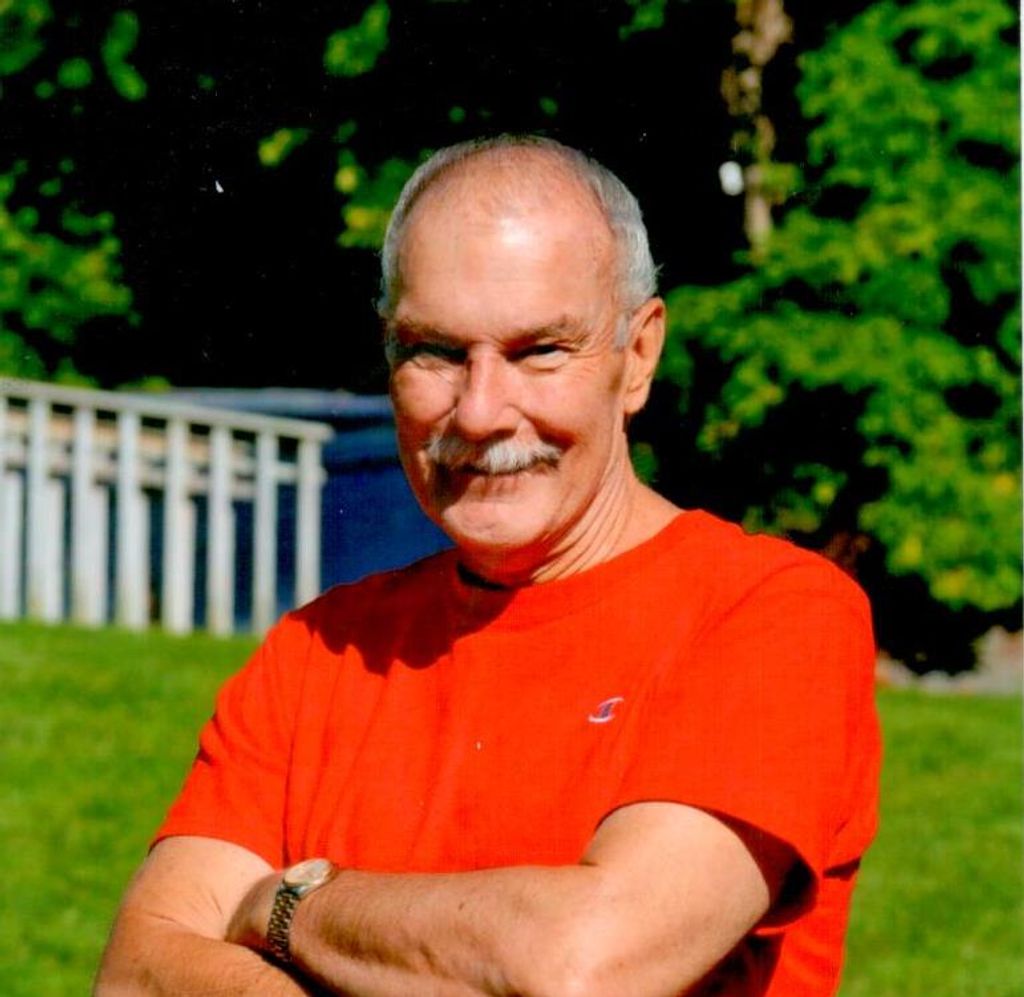 Thomas Holub Profile Photo