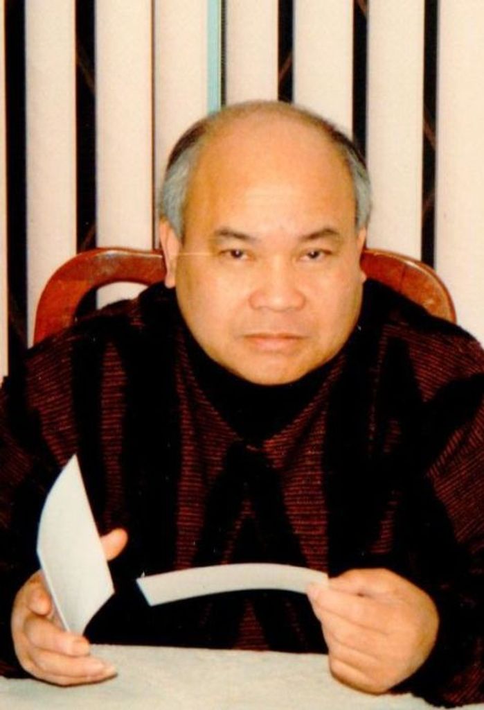 Oscar V Manzano