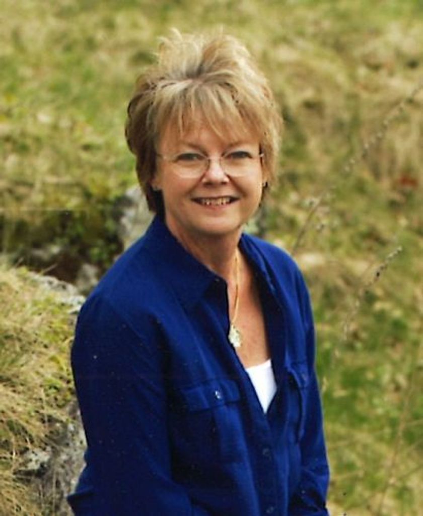 Lynn Marie Warzecha