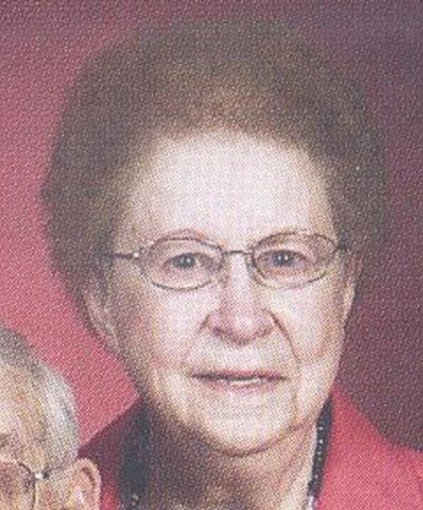 Ilva J. Short Profile Photo