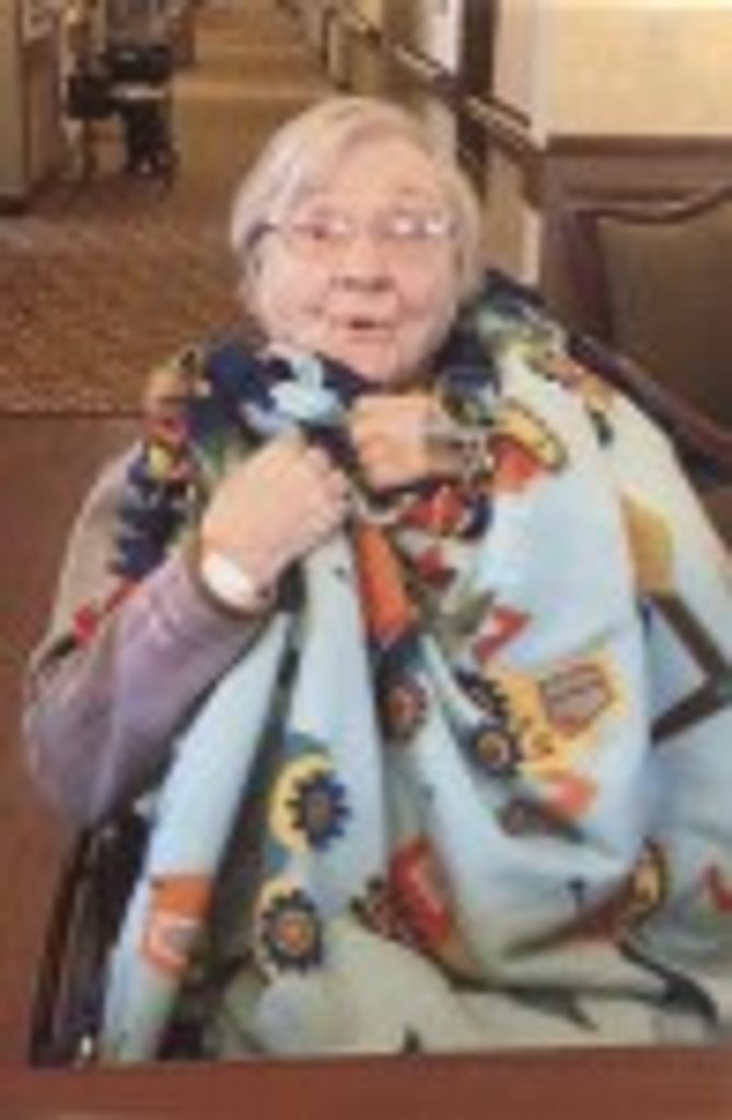 Lenore Lee