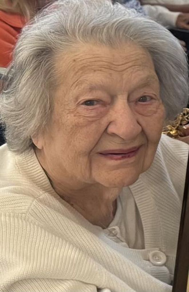 Julia Shaheen Profile Photo